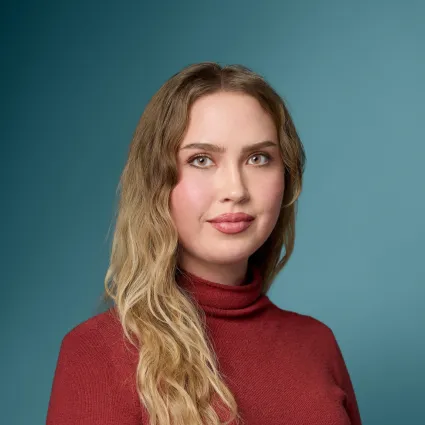 Headshot of Kat Parker